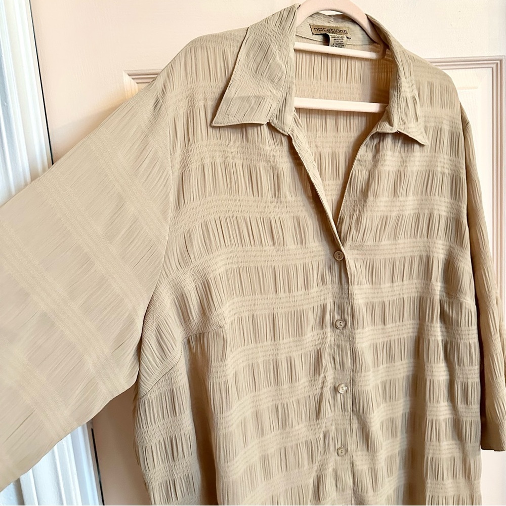 Tan Notations button up - Picture 2 of 4
